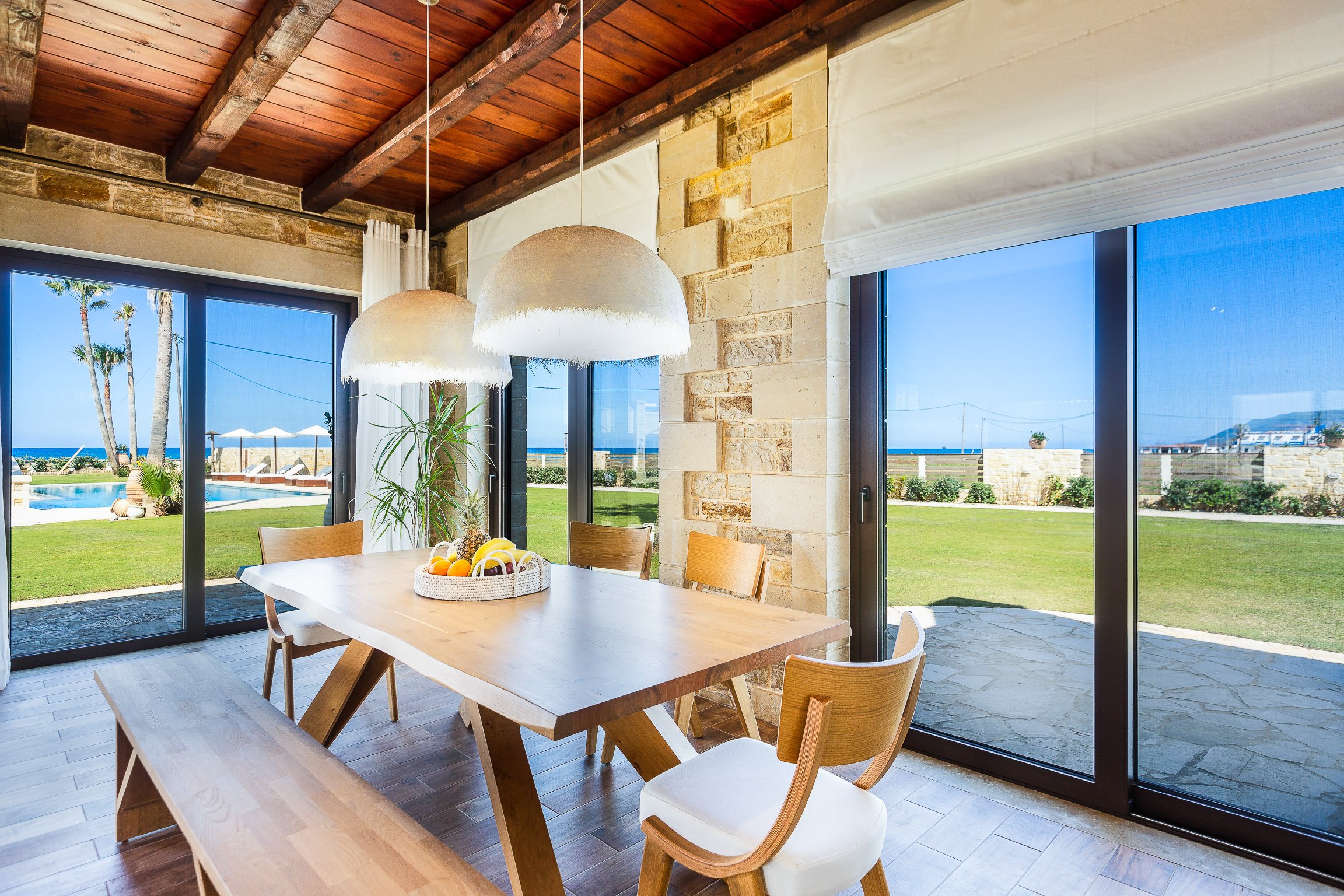 Paralia Beachfront Residence — photograph 12