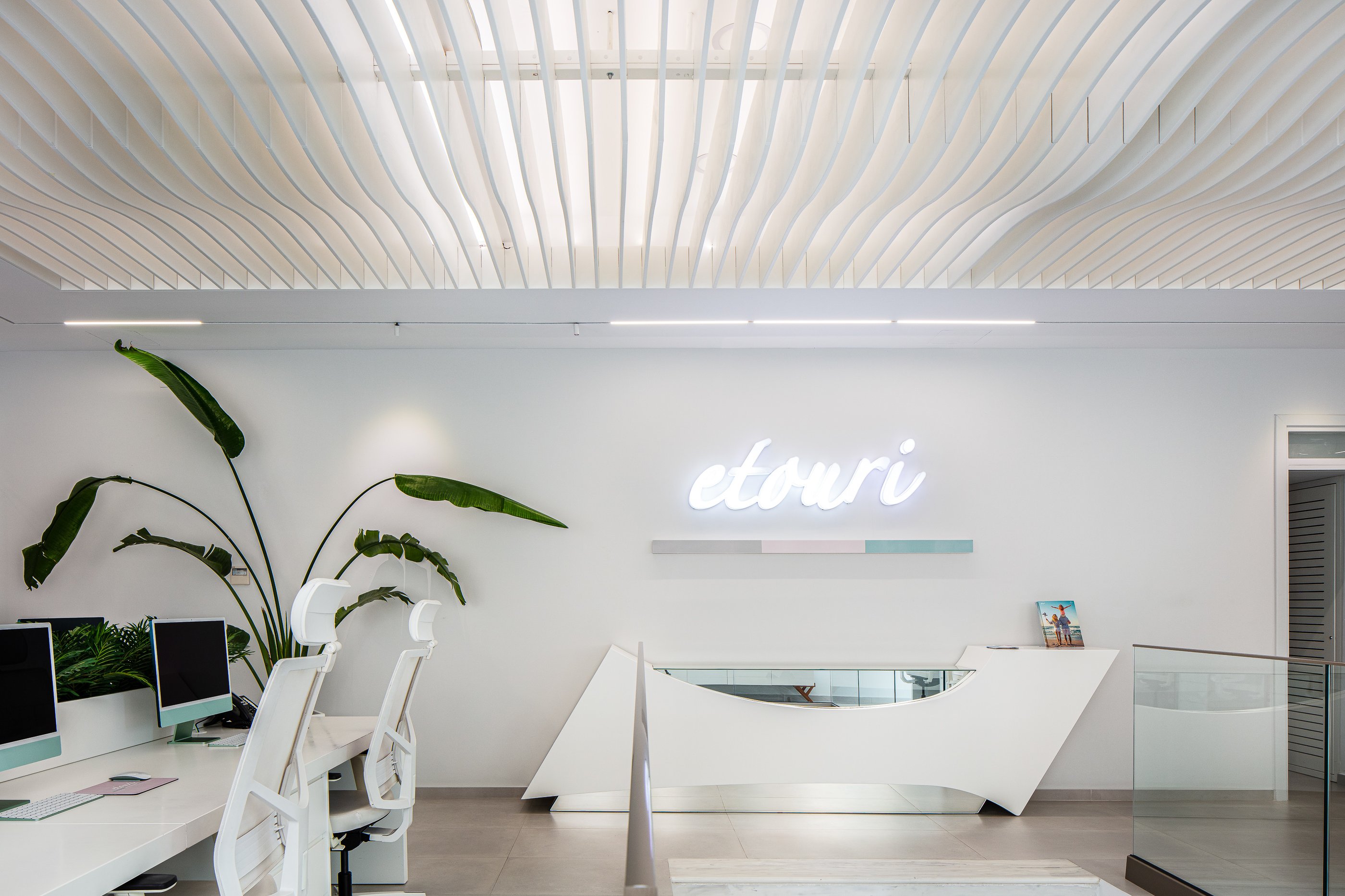 Etouri Offices — photograph 3