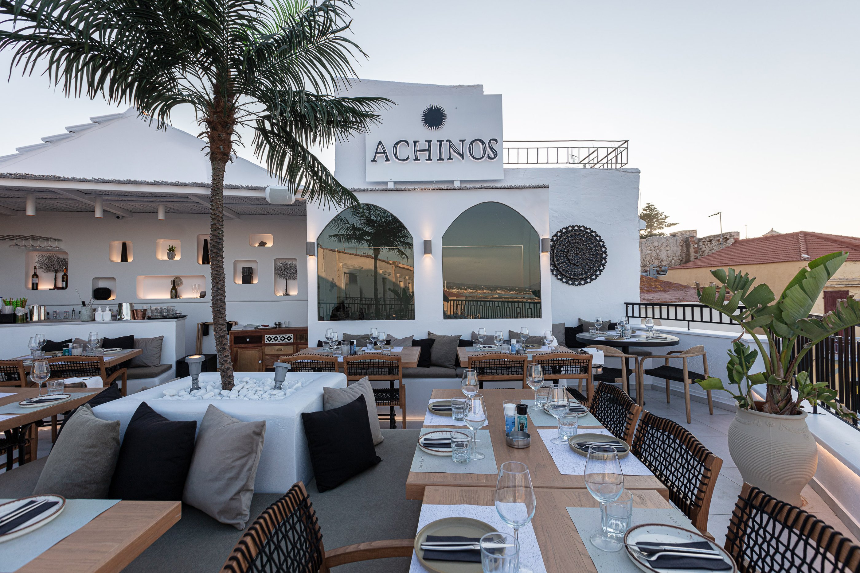Achinos Restaurant - Cocktail Bar — photograph 2