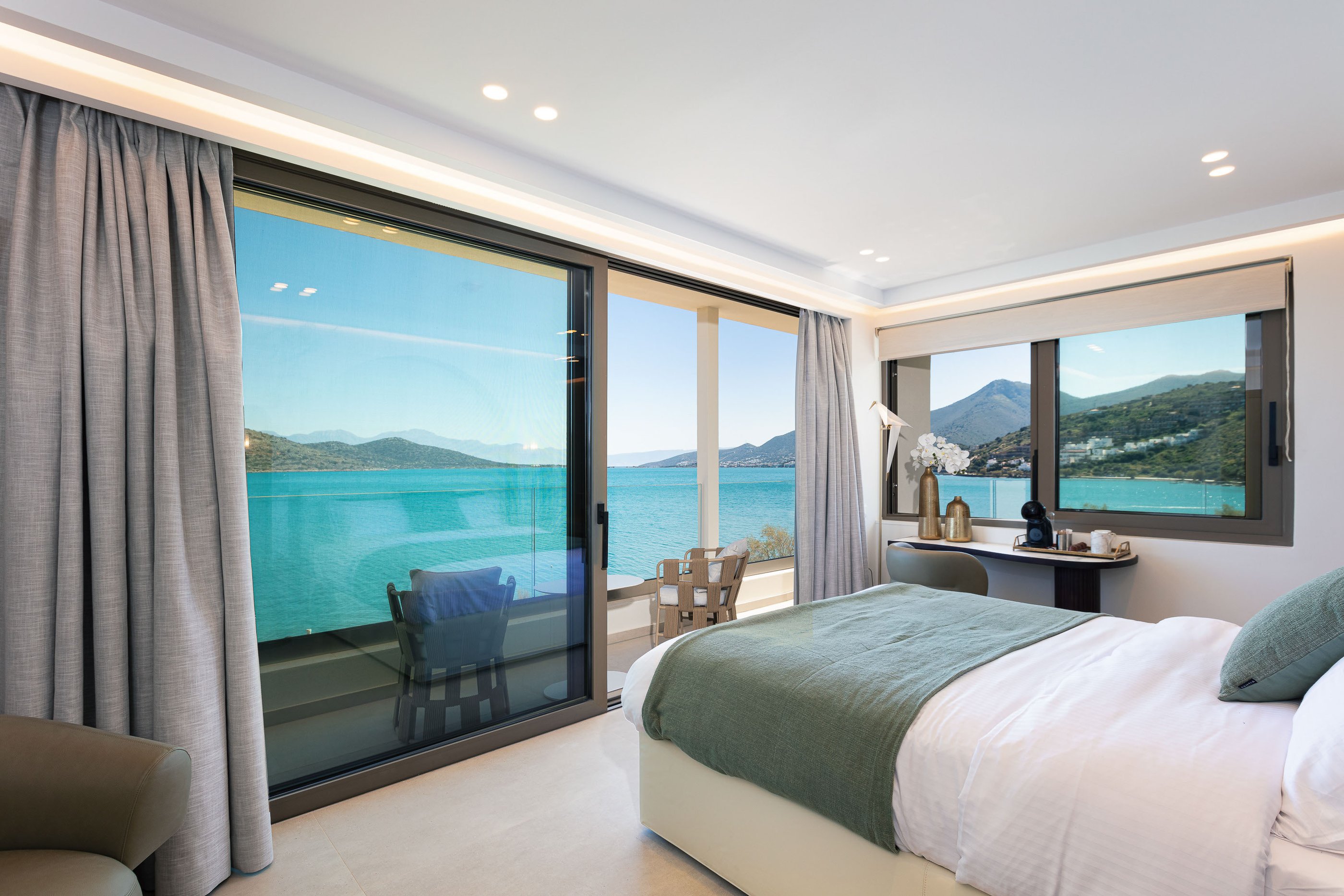 Naiades Beach Hotel — photograph 9