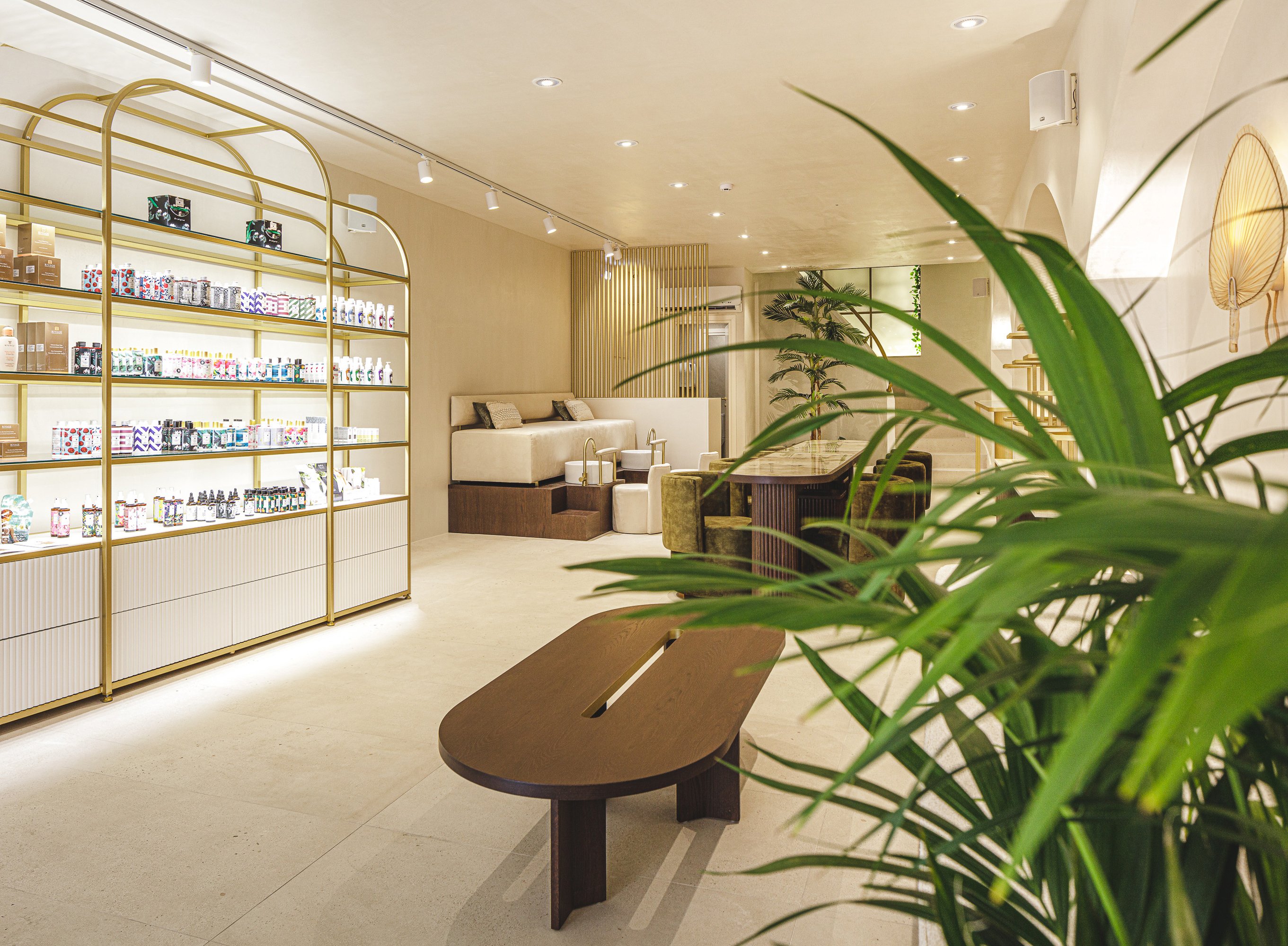 Swan Beauty & Spa — photograph 4