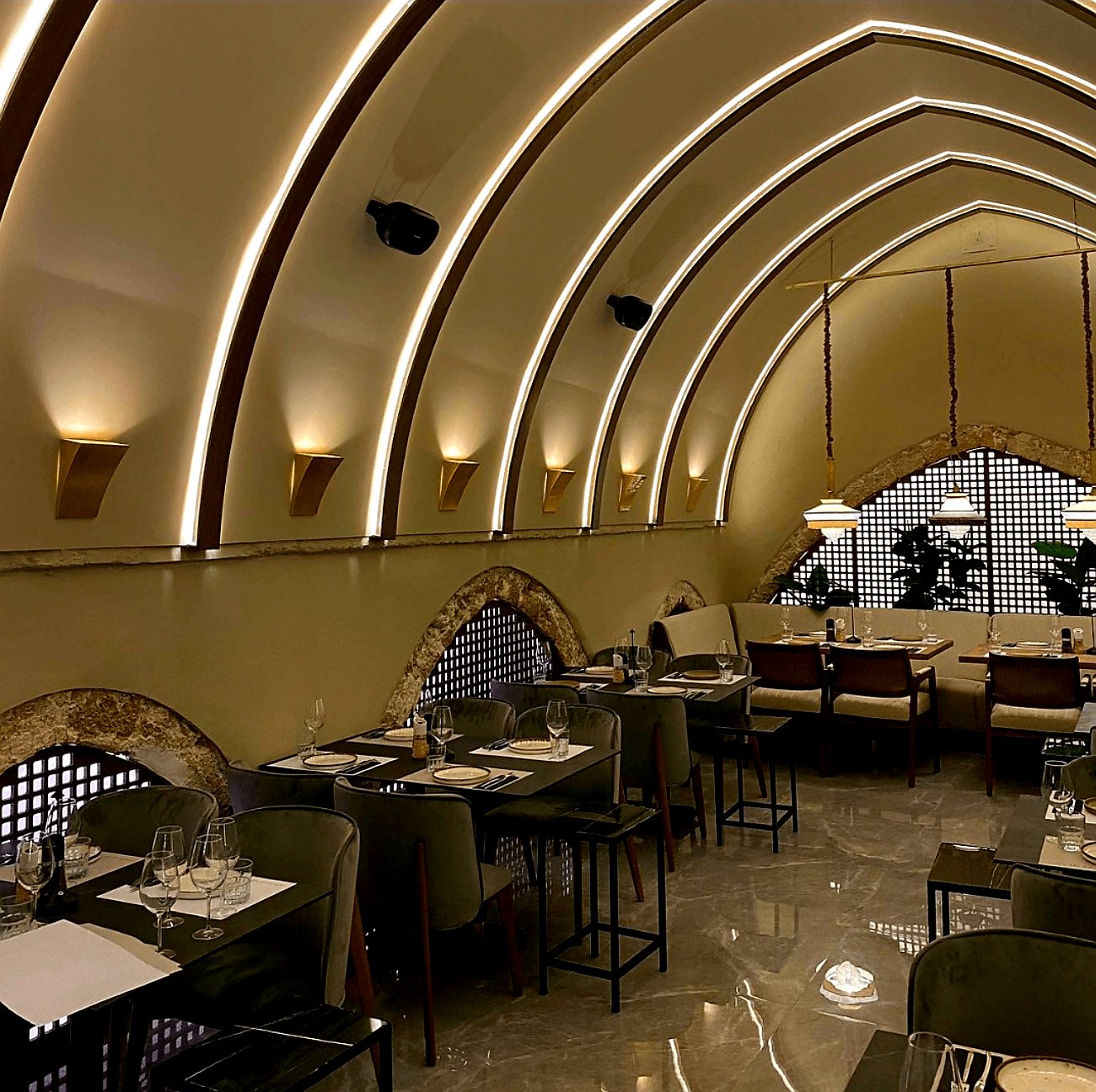 Achinos Restaurant - Cocktail Bar — photograph 8