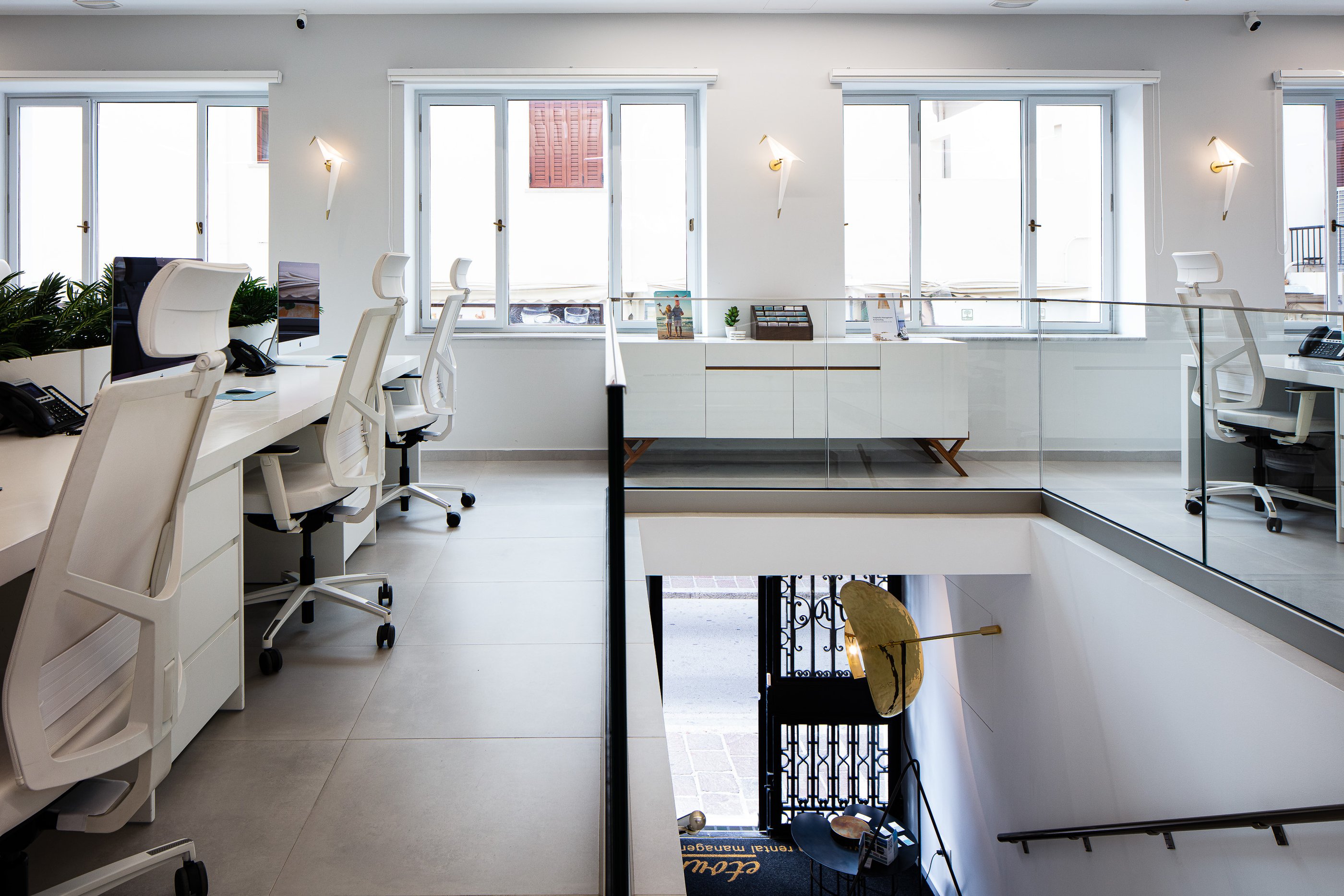 Etouri Offices — photograph 6