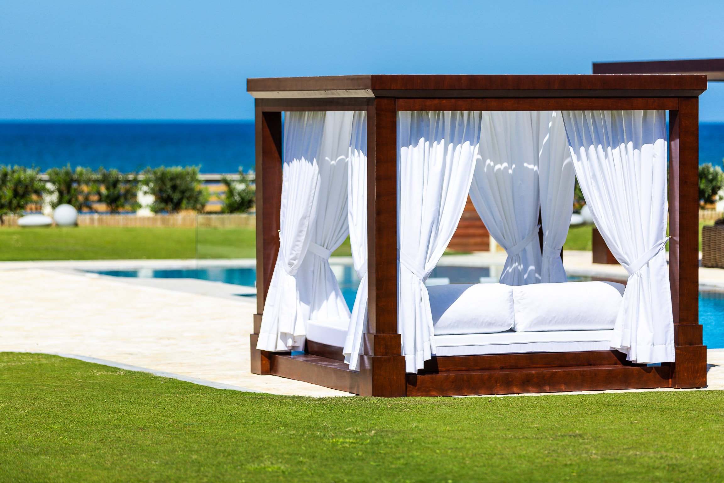 Paralia Beachfront Residence — photograph 3