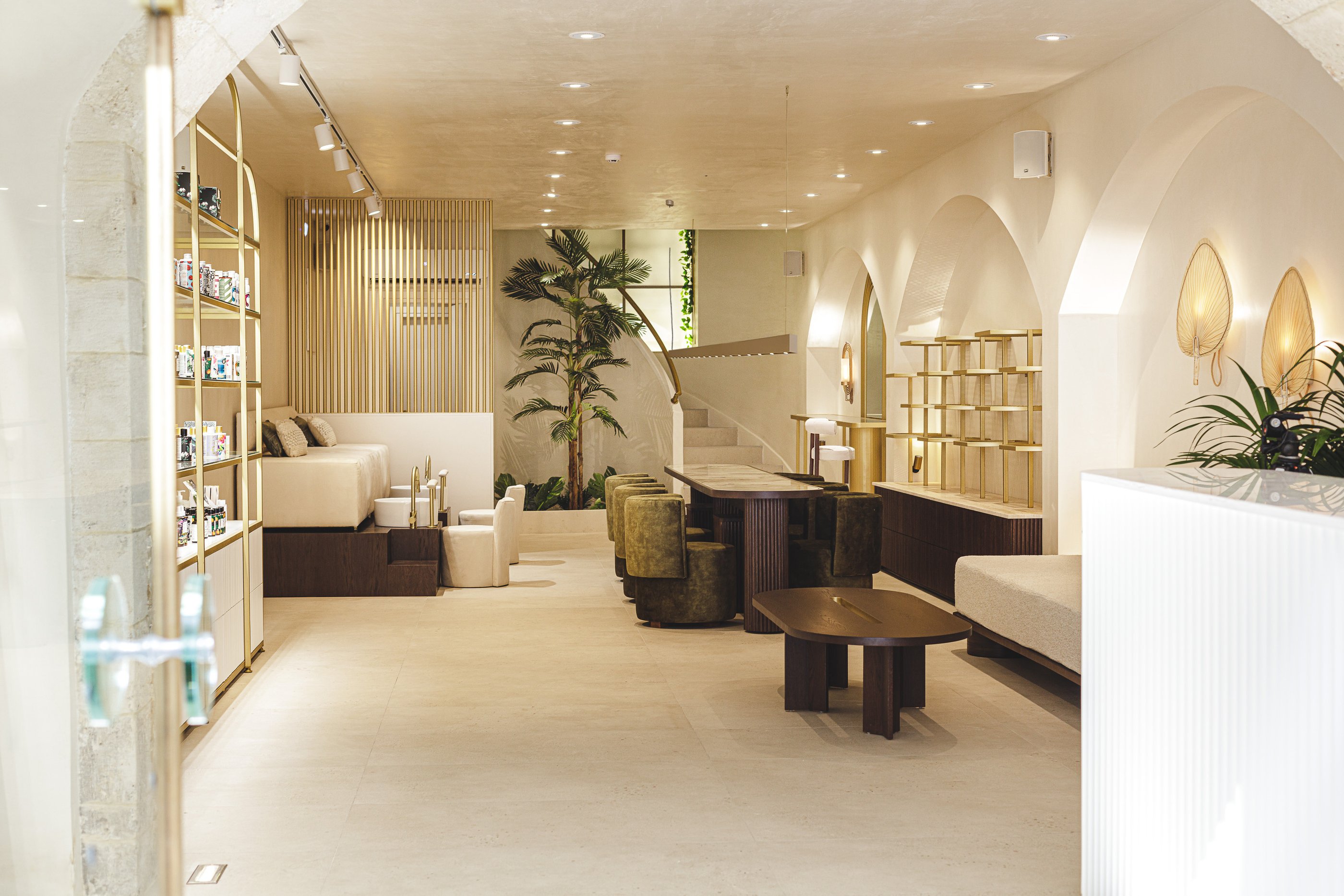 Swan Beauty & Spa — photograph 2